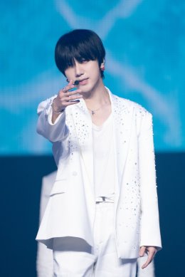 SUPER JUNIOR ตำนานที่ยังคงสร้างตำนานอันยิ่งใหญ่ต่อไป โชว์สุดยอดการแสดงฉลองครบรอบ 20 ปี <SUPER SHOW 10> บัตรหมดทั้ง 2 รอบ รวมผู้ชมกว่า 22,000 คน ครองบัลลังก์ศิลปินเกาหลีวงแรกที่สามารถจัดคอนเสิร์ตในประเทศไทยได้ติดต่อกันเป็นครั้งที่ 10!